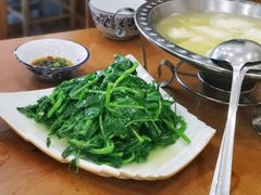 -石磨豆花家常菜·牦牛排土火锅
