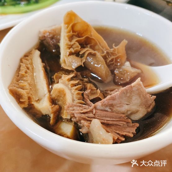 御辇曾成宗牛肉馆(莆田店)