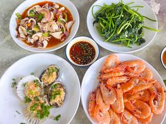 -四川小胡子海鲜(丁村万人海鲜广场店)