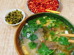 清汤全家福-全家福米线