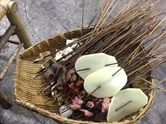-咏勝锑锅麻辣烫(净居寺路总店)
