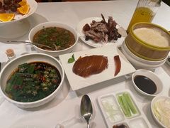 -贝勒爷·酥不腻烤鸭