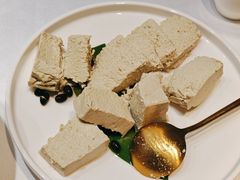 -德天肥牛海鲜火锅(城西银泰店)
