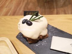 MOCHO裸蛋糕-ZING COFFEE 镜咖啡