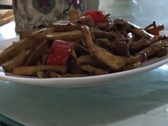 炒菇-旋转餐厅
