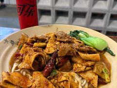 -方铲铲·成都板凳面(滨江银泰店)