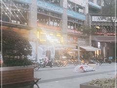 -兔行天下-鸿鹤鲜锅兔(中海国际店)