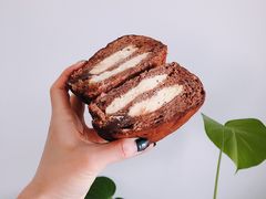 乳酪脏脏包-谷艺烘焙