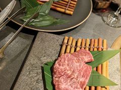 -铭牛烧肉·和牛海鲜自助(高新月牙湖店)