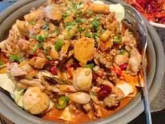 -龙巢盱眙龙虾·牛蛙·烧烤宵夜(八卦岭店)