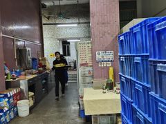 -标记美食新鲜猪杂(兴南大道店)
