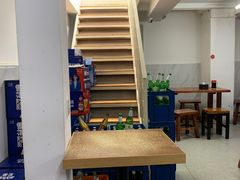 -宝瑞门钉肉饼店