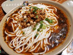 老爹面-老爹面川味小酒馆(阿什河街店)
