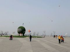 -东港音乐喷泉广场