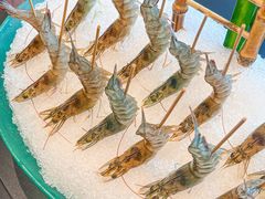 -鼎泰亨·海鲜牛肉餐厅(滨江店)