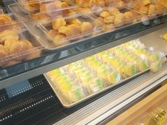 -鲍师傅糕点(江苏路店)