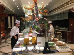 自助取餐区-古南都饭店-遂心遂意自助餐厅(广州路店)