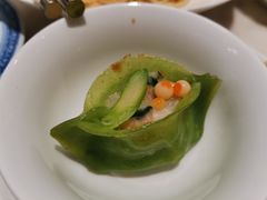 -香港百合居(LCM置汇旭辉广场店)