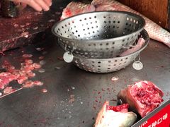 -梅记大块头爆鱼店(乍浦路店)