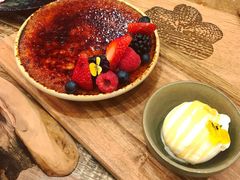 creme&nbsp;brulee-FLOVIE FLORIST CAFE