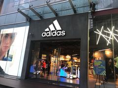 -adidas(正佳广场店)