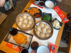-馋三尺蟹粉小笼(人民广场店)