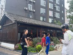 -麒麟小院·老九江菜(安平路店)