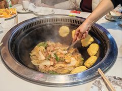 -哈尔滨烧烤·山河村铁锅炖(交大店)