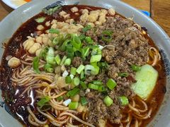-丁丁猫重庆小面(徐州路店)