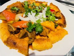 馕包肉-巴扎美食·新疆菜·西域歌舞表演餐厅(新疆大厦店)