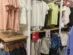 -优衣库(上海虹口龙之梦店)