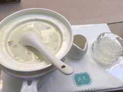 -燕庭·纯燕窝·甜品下午茶(南京西路店)