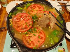 -乡土特色.冷锅鱼.牦牛肉汤锅