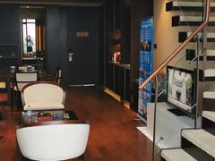 -深圳隐秀山居酒店