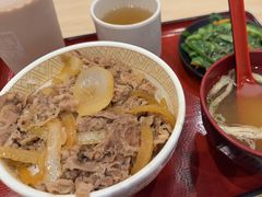 温泉蛋烧肉丼-食其家·牛丼咖喱(太阳宫店)