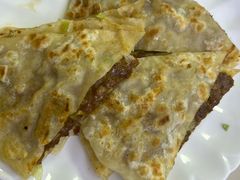 -溢心园香河肉饼总店