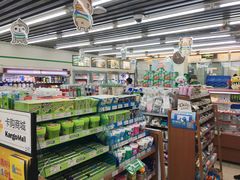 -全家便利店(东直门店)