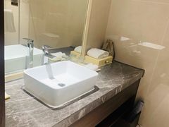 -深圳湾科技园丽雅查尔顿酒店
