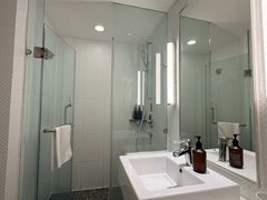 -全季酒店(上海火车站天目西路店)