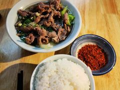 -全牛匠·乐山跷脚牛肉(新中关店)