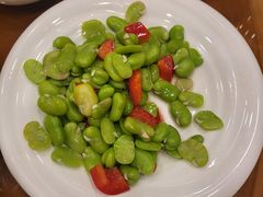 彩椒鲜蚕豆-燕风楼烤鸭店(建设总店)