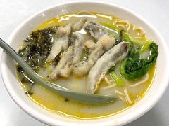 -明呈黄鱼面馆(斜土路店)