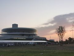 -郑东新区龙湖公共艺术中心