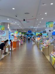 -莫莉幻想儿童乐园(武汉经开永旺店)