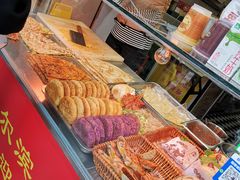 -汇吃汇喝美食街(上海建发浦悦荟广场店)