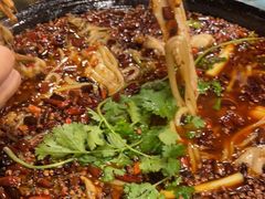 -鸿顺老铁锅美蛙鱼府(解放碑店)