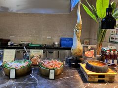 -广州万富希尔顿酒店·感趣自助餐厅·金秋蟹宴生蚝海鲜刺身