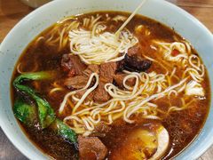 红烧牛肉面-亮亮面馆(经六路店)