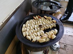 -黄阿姨锅贴大王(万航渡路店)