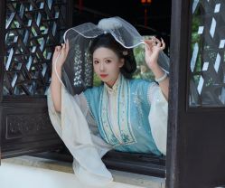 -苏州窝边小草摄影·汉服妆造跟拍(拙政园店)